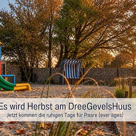 Ferienwohnung Kiek Rut - Im Herbst Nach Harlesiel, Wallbox & Infrarotkabine, Neu Kaminofen, Alles Fuer Zwei Paare Oder Eine Familie, Gartenstrand, 3 Terrassen *